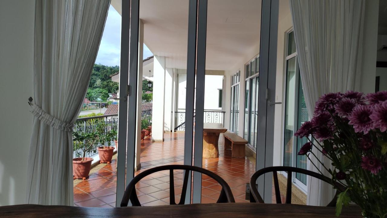 Retreat At Balik Pulau, Penang With Private Swimming Pool And Basketball Court Vila Exterior foto